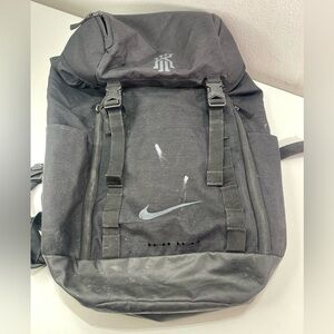 Nike Kyrie Irving Basketball Bag Backpack Black Logo Back Padded